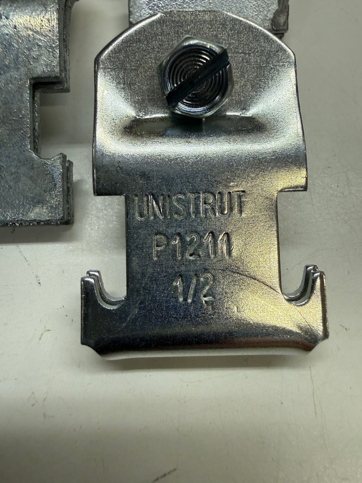 Unistrut Conduit Clamp Lot of Six (6) P1211 1/2″, P1212 3/4″, P1215 1-1/2″ New