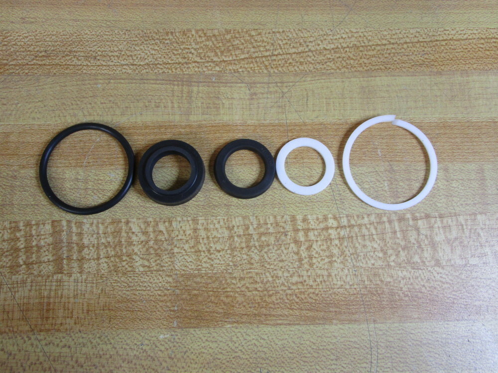 Hydro-Line SKN5-660-P-05V Eaton Seal Kit SKN5660P05V