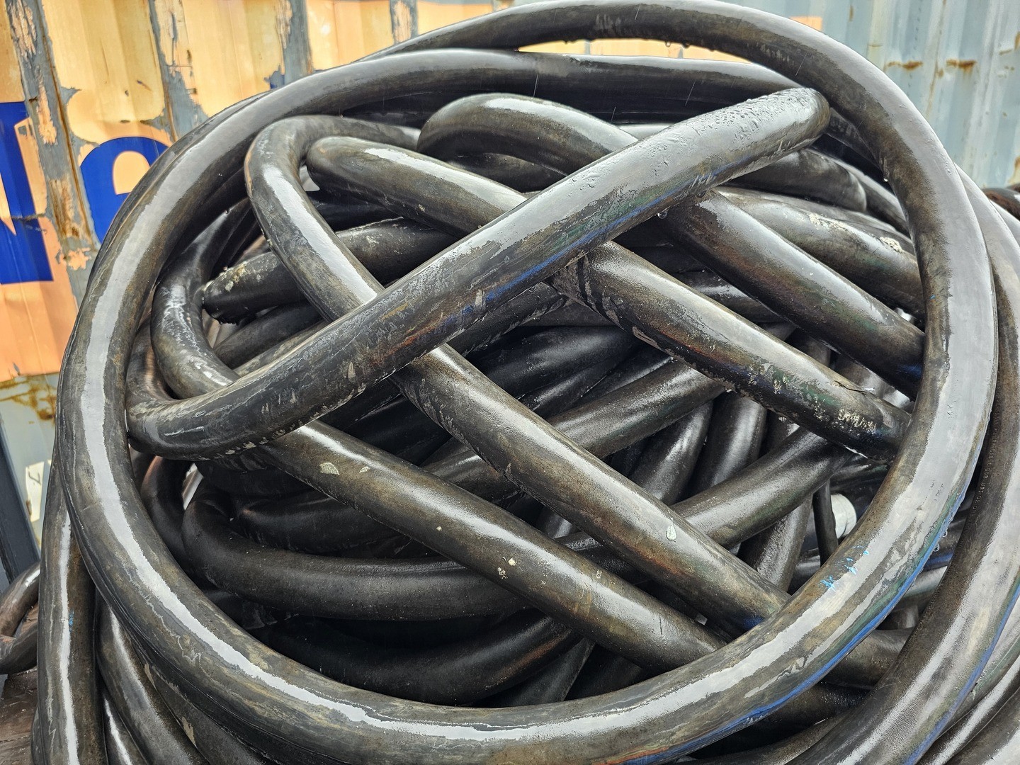 CAROL 81 ft Super Vu-Tron 2/0 AWG 4/C Type W Portable Power Cable, 2000V