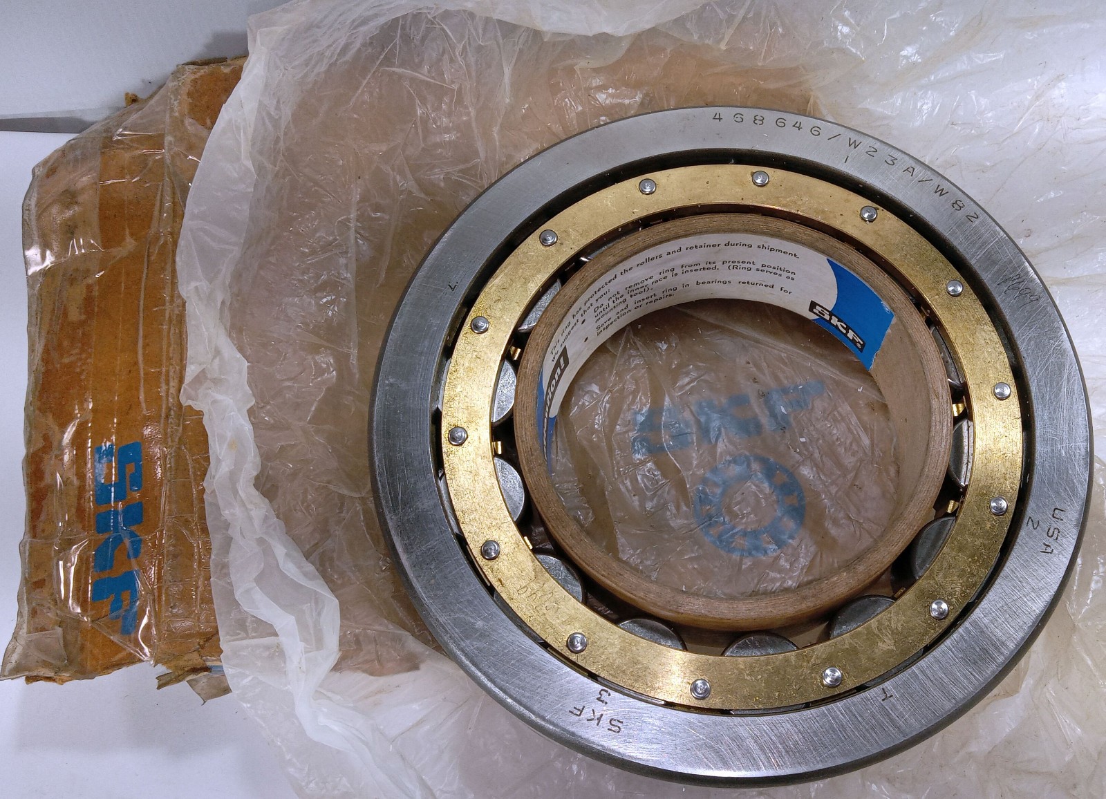 1 NEW SKF 468646 W23A/W82 SINGLE ROW CYLINDRICAL ROLLER BEARING NIB *MAKE OFFER*