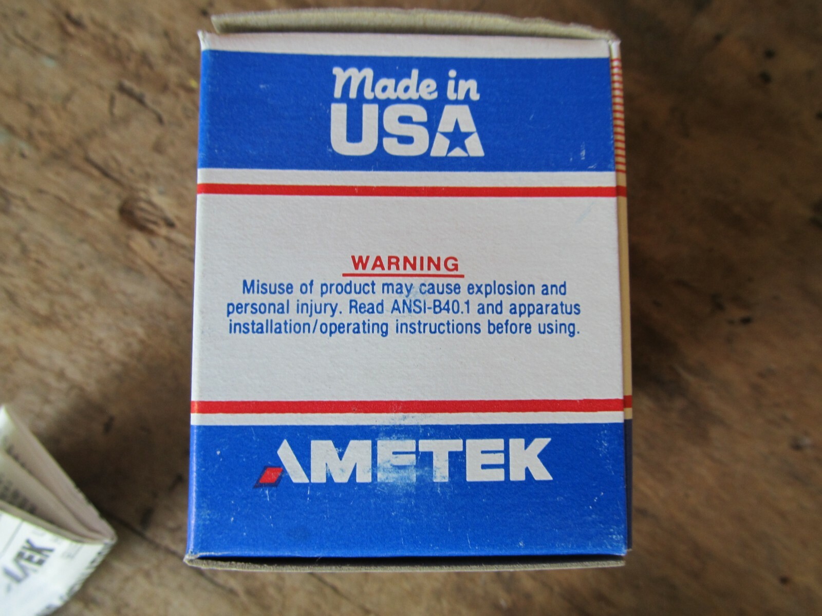 Made in USA Ametek USG Gauge P500 0-100 PSI 2″ Face 1/4″ NPT Back mount