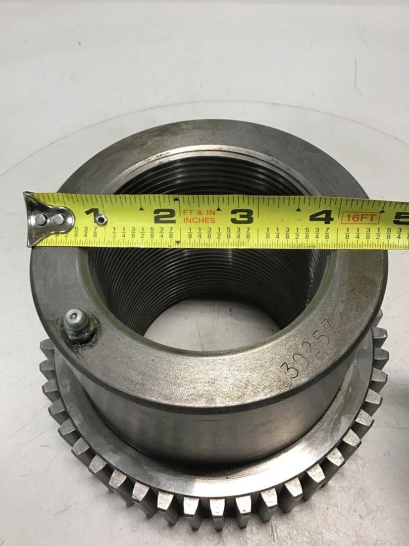 VAN DORN Die Height / Adjustable Tie Bar Nut 302579ST Used #123222