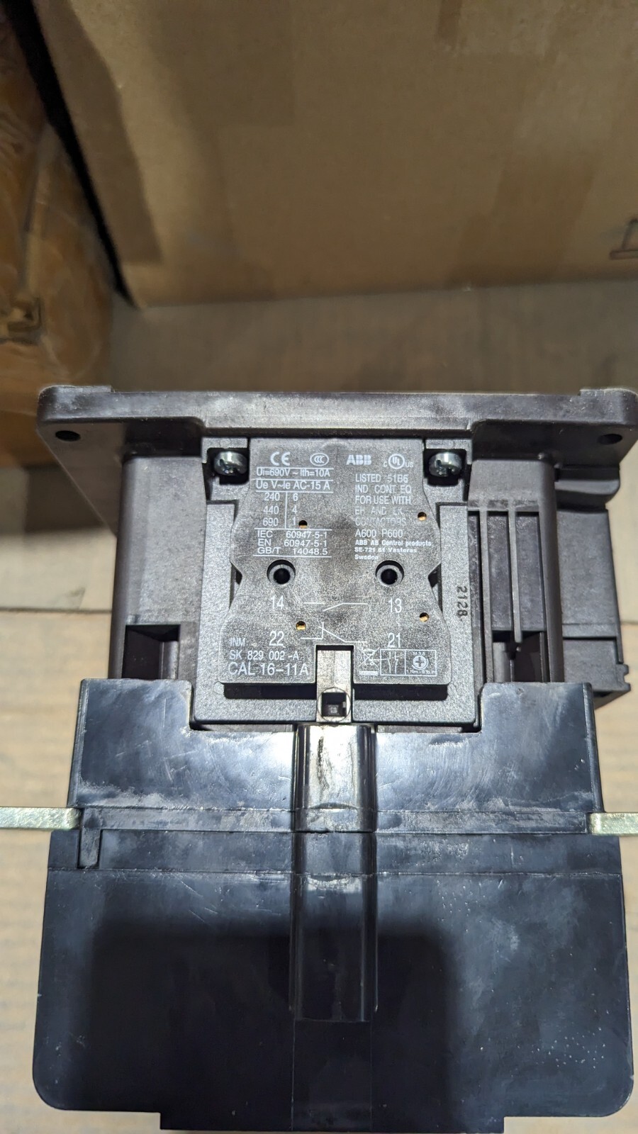 NEW ABB SK825488-AK EHDB220-21-22 220 AMP 600V 3 PHASE CONTACTOR COIL 240V 60HZ