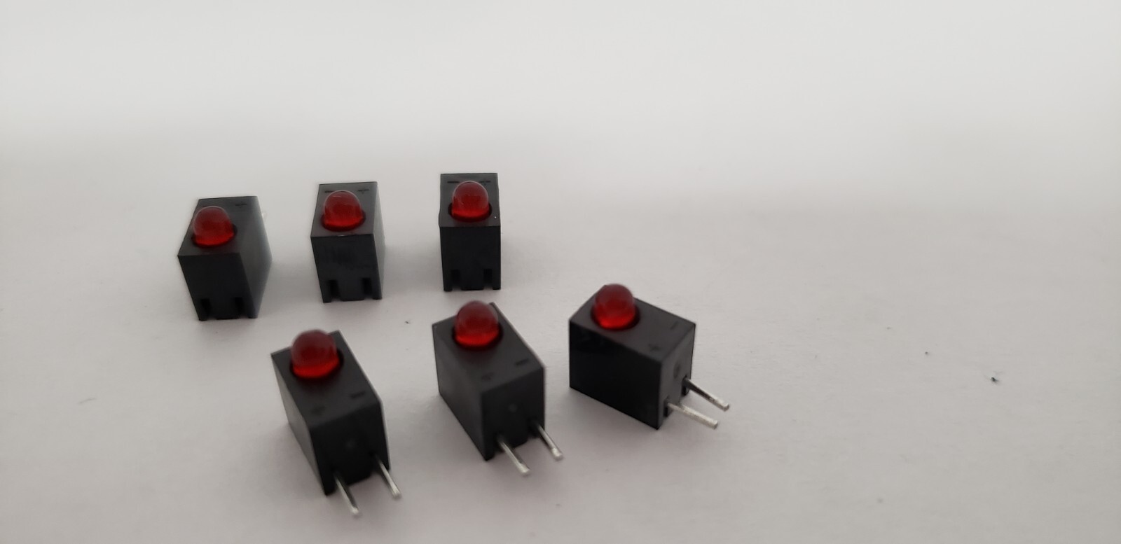 KINGBRIGHT L934CB/ID SINGLE LIGHT RED CIRCUIT BOARD INDICATORS (BAG OF 500) NNB