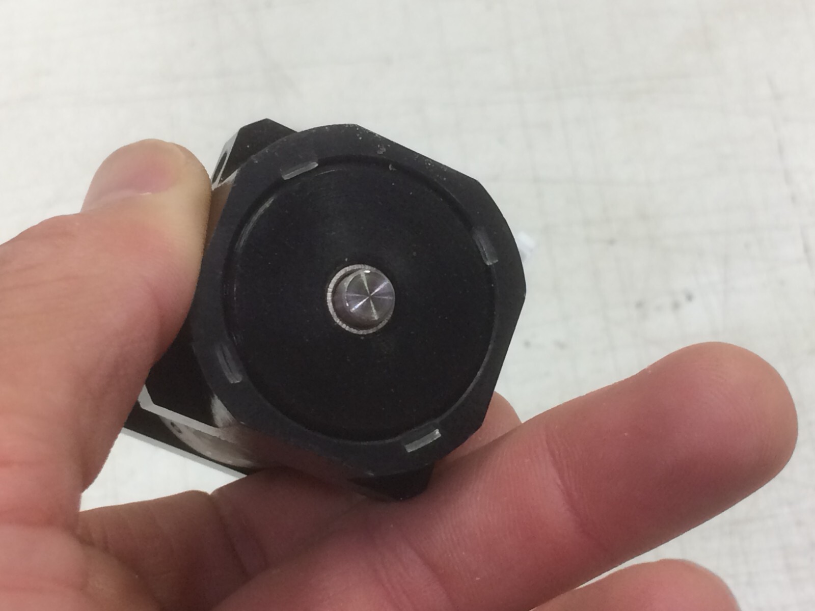 Mecalectro 333 216/02 Solenoid Interlock Switch 8.10.BJ.45 /A 24VDC COIL
