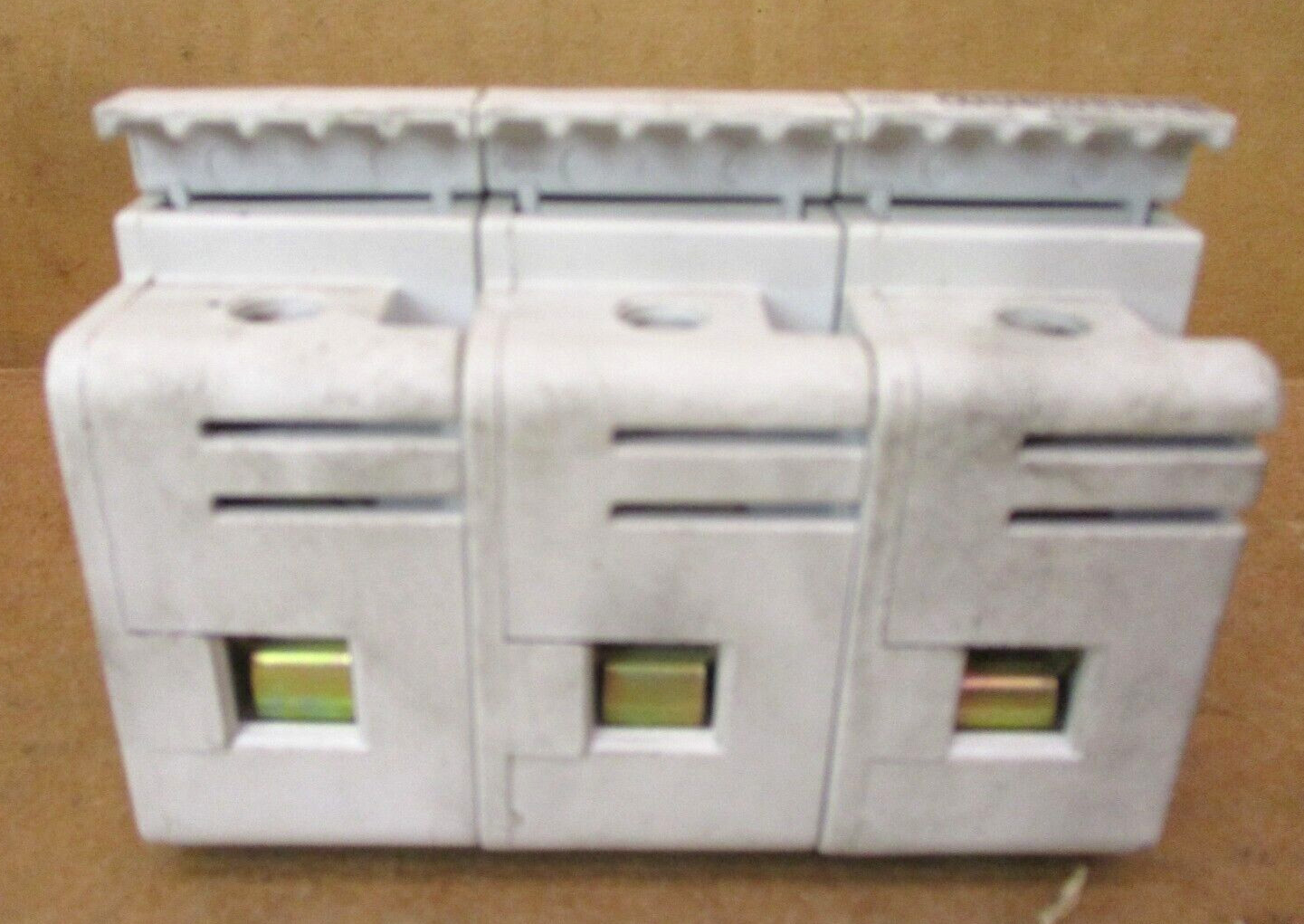 Cooper Bussmann CH30J3 Fuse Holder 30A 3 Pole 49789HM