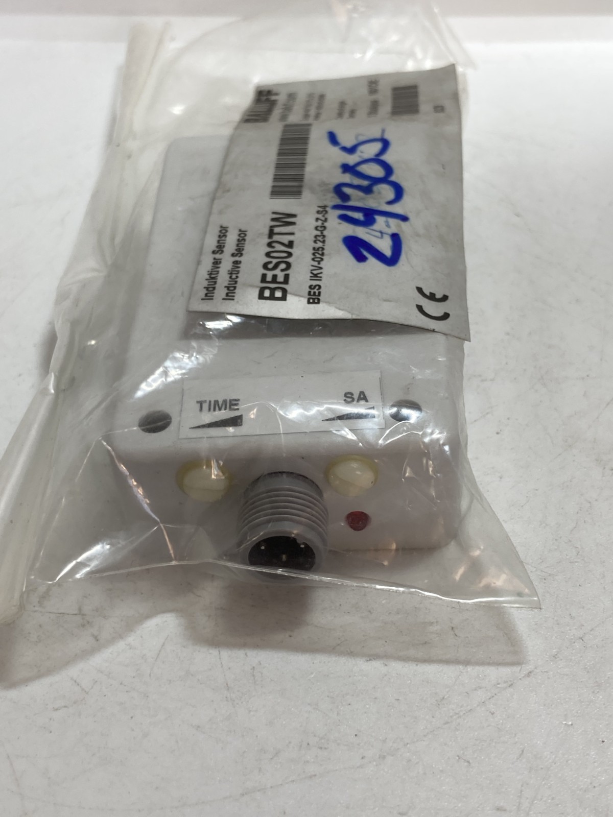 BALLUFF BES IKV-025.23-G-Z-S4 INDUCTIVE SENSOR (BES02TW) 10-30VDC 200MA NIB