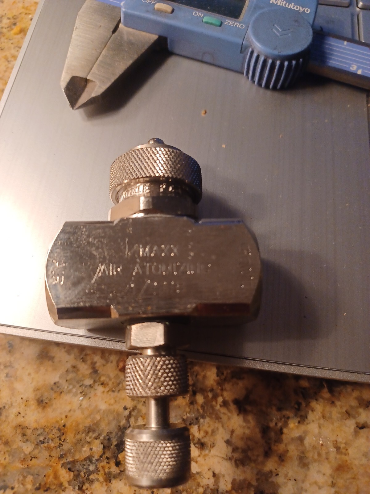 3 MAXX Atomizing Nozzle Stainless 1/4″ JJB Adjustable Misting