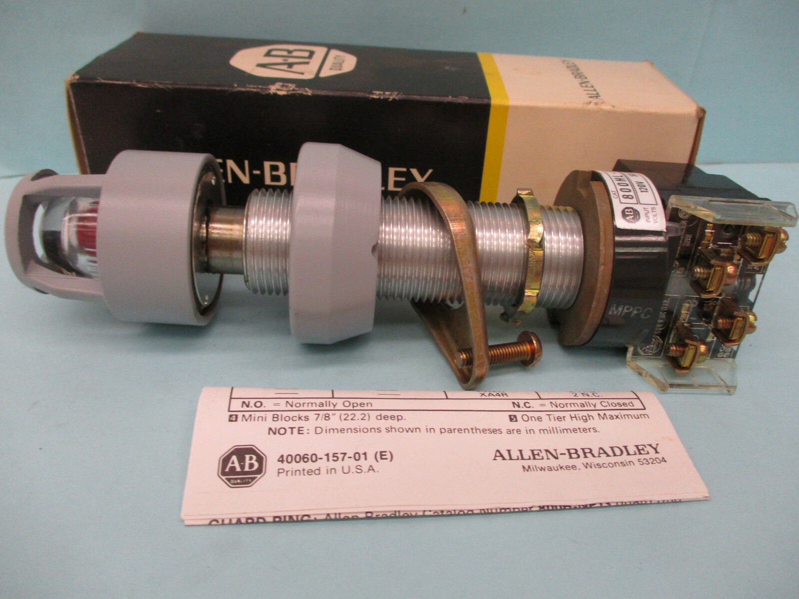 New other Allen-Bradley Push Button 800HL-PPB16 800T-XA Series D A2904DH