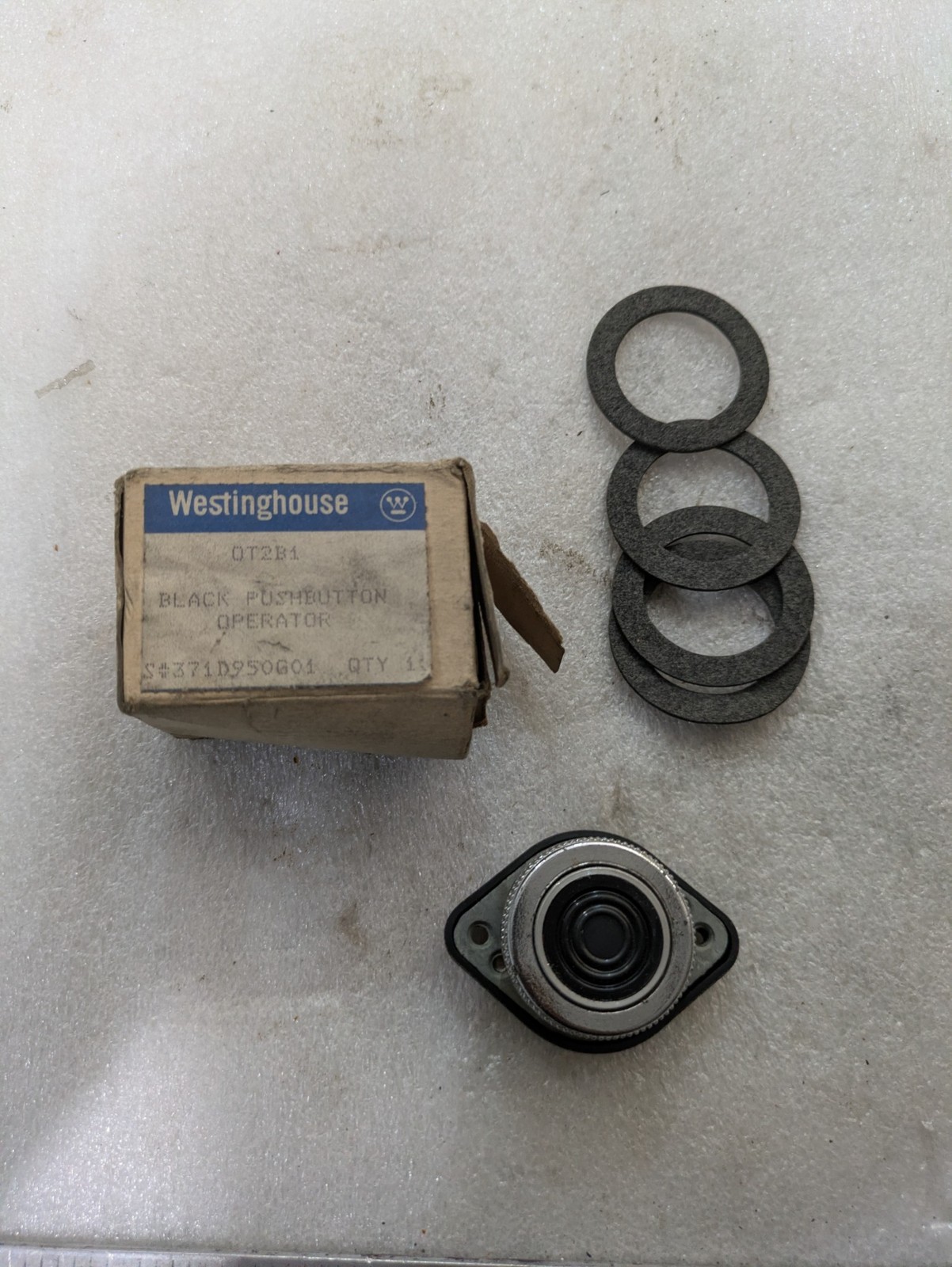 Westinghouse oT2B1 Pushbutton Operator Black Momentary Switch Control Panel