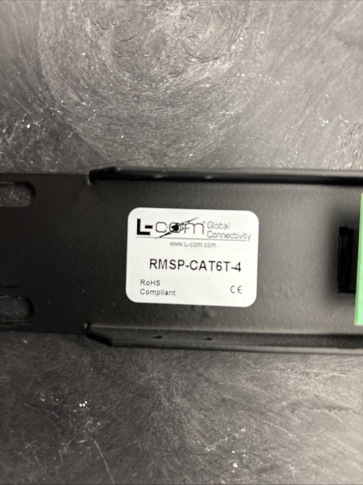 L-Com / Infinite Electronics – RMSP-CAT6T-4 – 19 Rack Mount 4-Port 10/100/1000