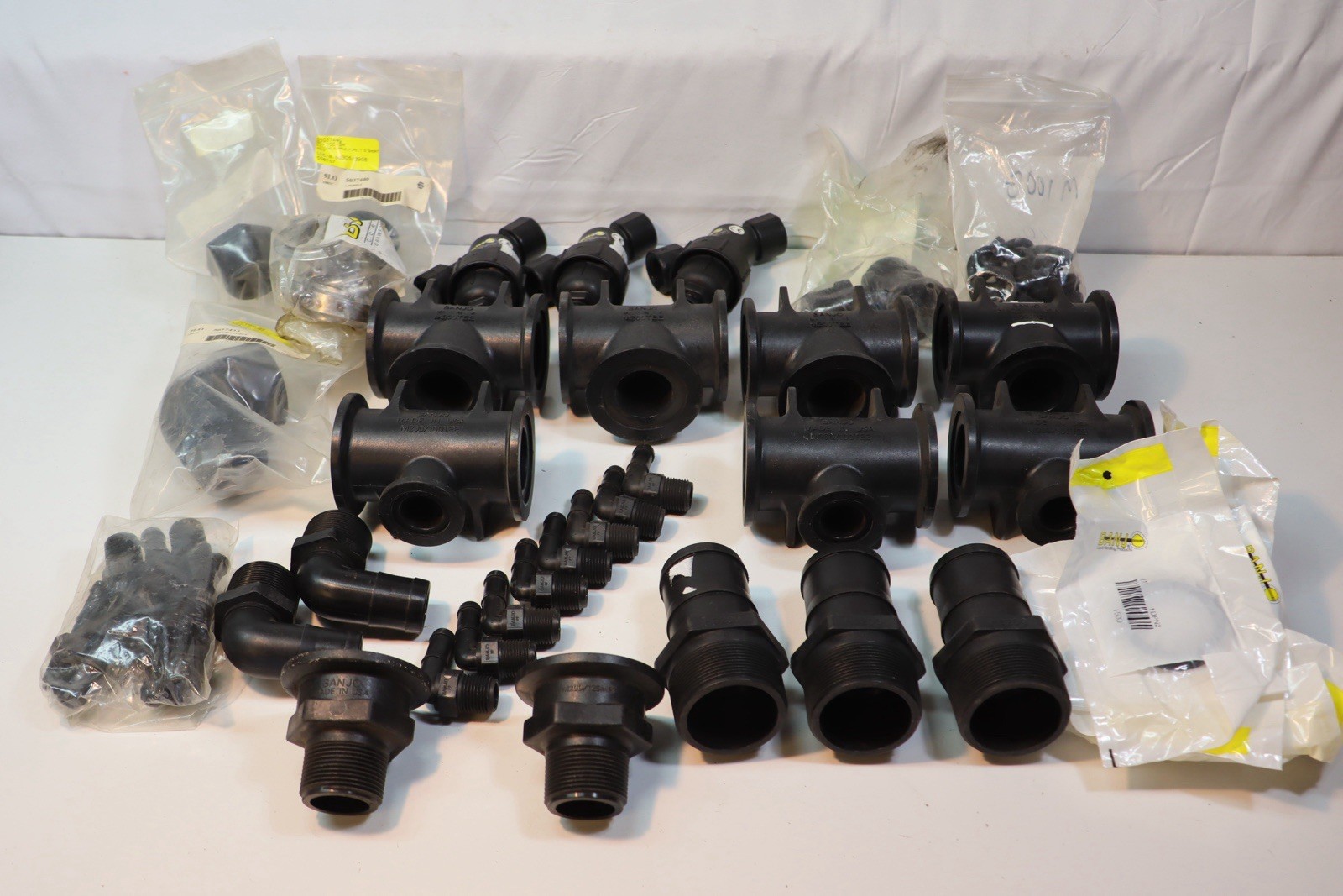 Lot Of Banjo Fittings M200/100 M200 TEE M200/125mpt Clamps/Gaskets 150G LS075-20