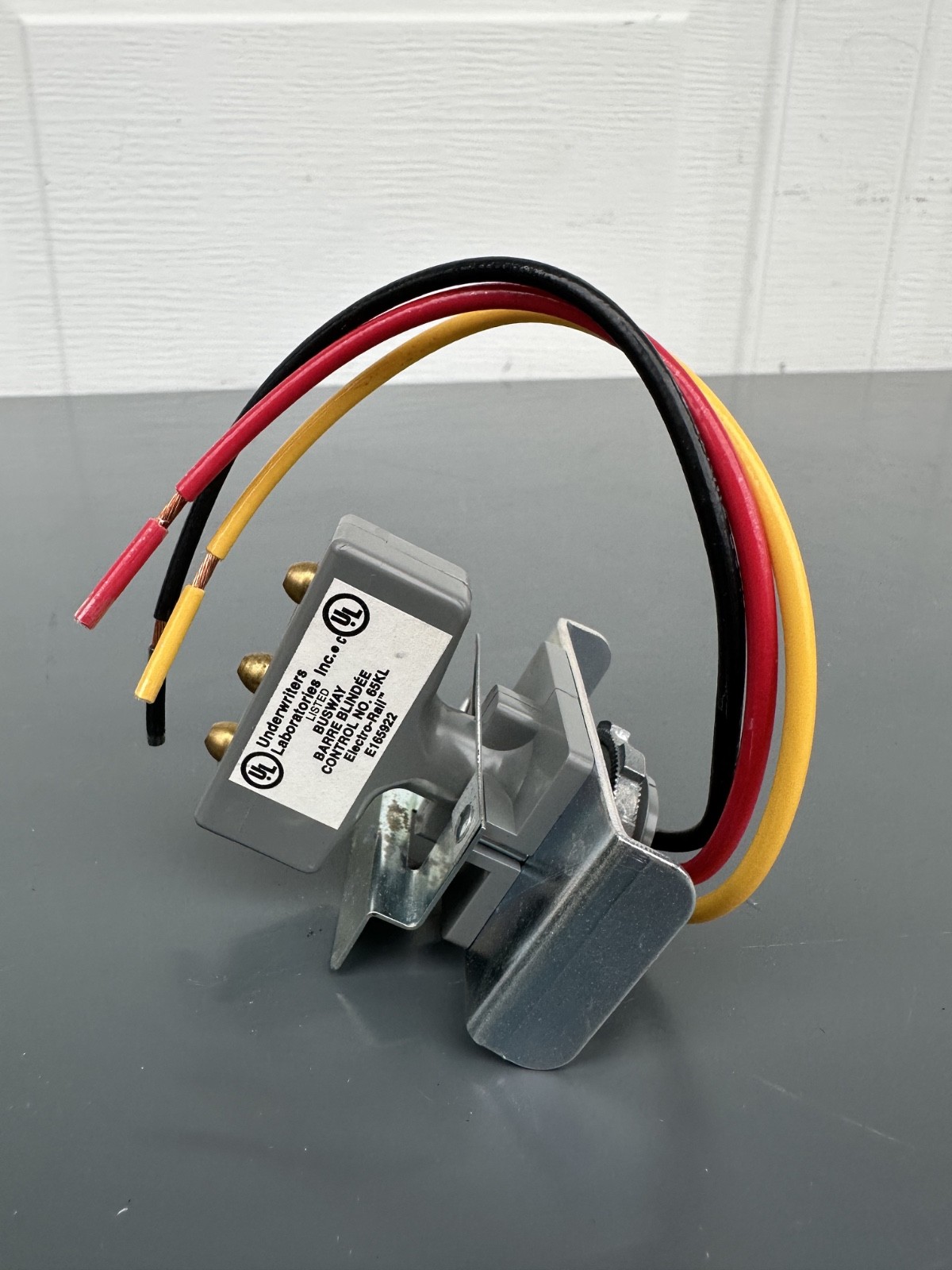 Feed-Rail Electro-Rail ERS-45 3 Pole Plug-In Jack