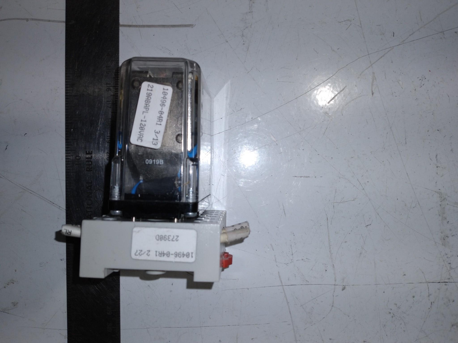 STRUTHERS-DUNN 219ABAPL RELAY 120VAC 50/60HZ 10A 120VAC 273900 SOCKET