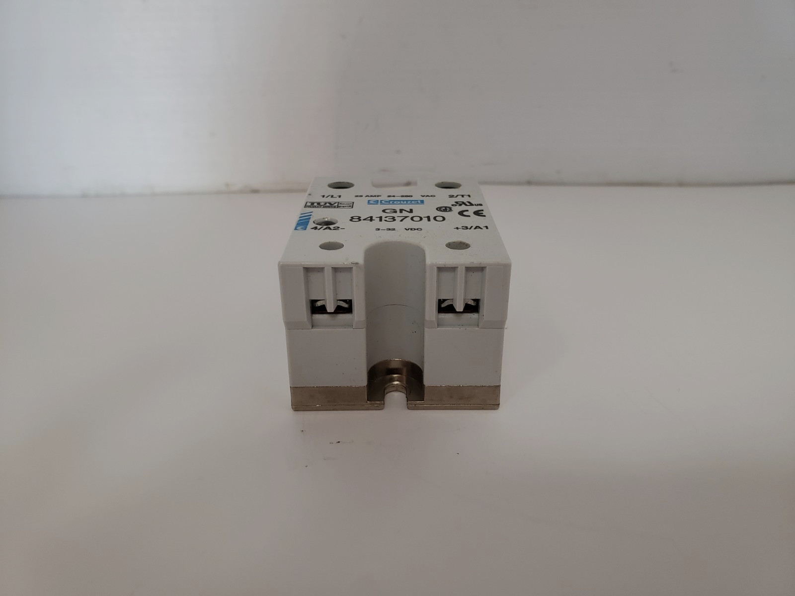 CROUZET GN 84137010 SOLID STATE RELAY 25A 24-280V AC 3-32VDC