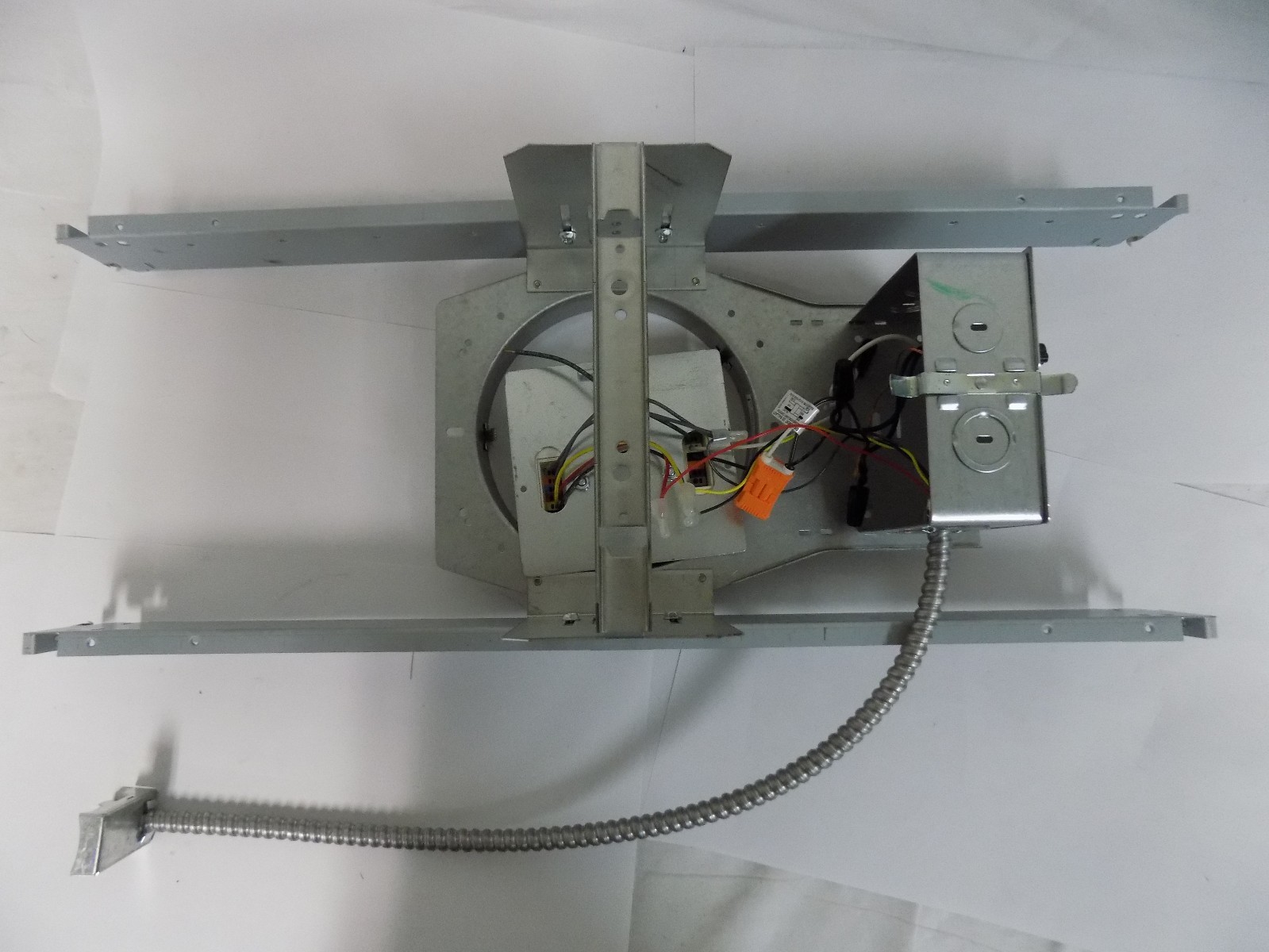 Philips 6″ 1500 Lumen LED Downlight Housing OM6LED27120