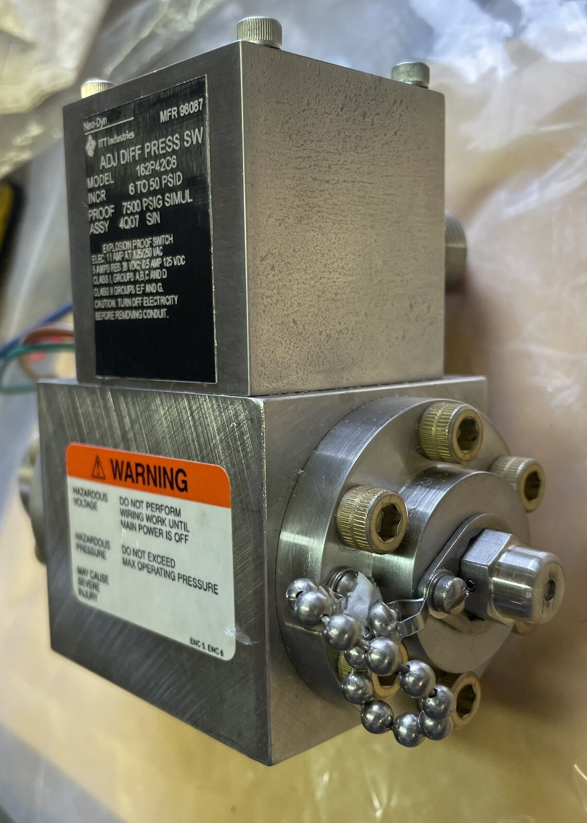 ITT NEO-DYN ADJUST DIFFERENTIAL PROOF SWITCH 162P42C6 6-50 psi 125/250VDC