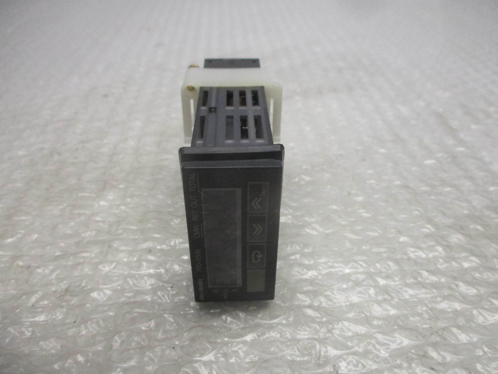 ALLEN BRADLEY 700-HXM66SZ24 SER.C COUNTER/TIMER 0.0S-9999H NSMP