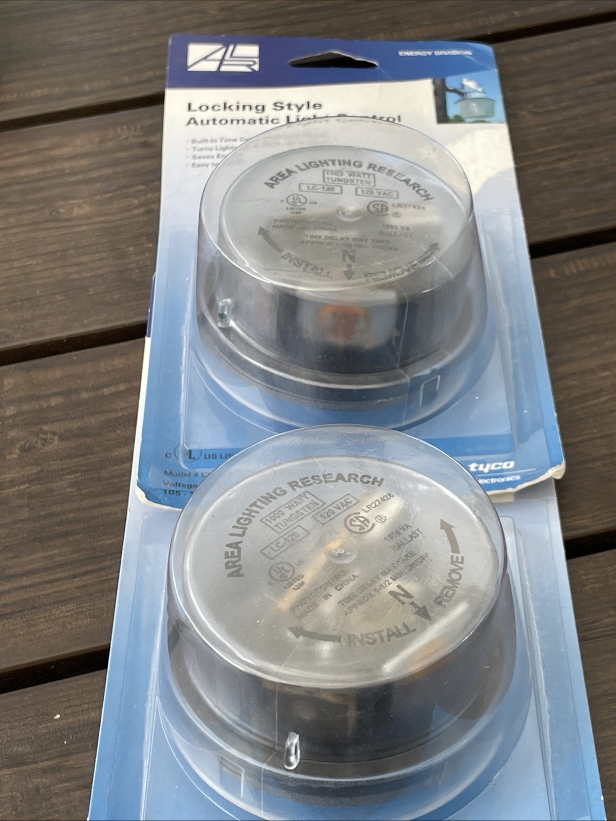 Tyco ALR Automatic Light Control, Outdoor Locking Style CPGIALRLC-120 Set Of 2
