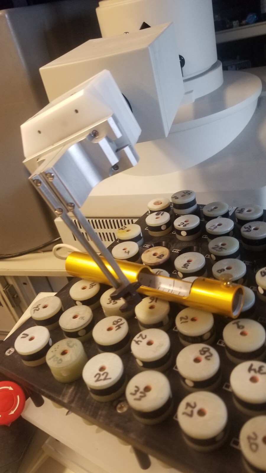CALIPER LIFE SCIENCE VARIAN BRUKER SMS NMR AUTOSAMPLER 47614/12 47614 Guarenteed