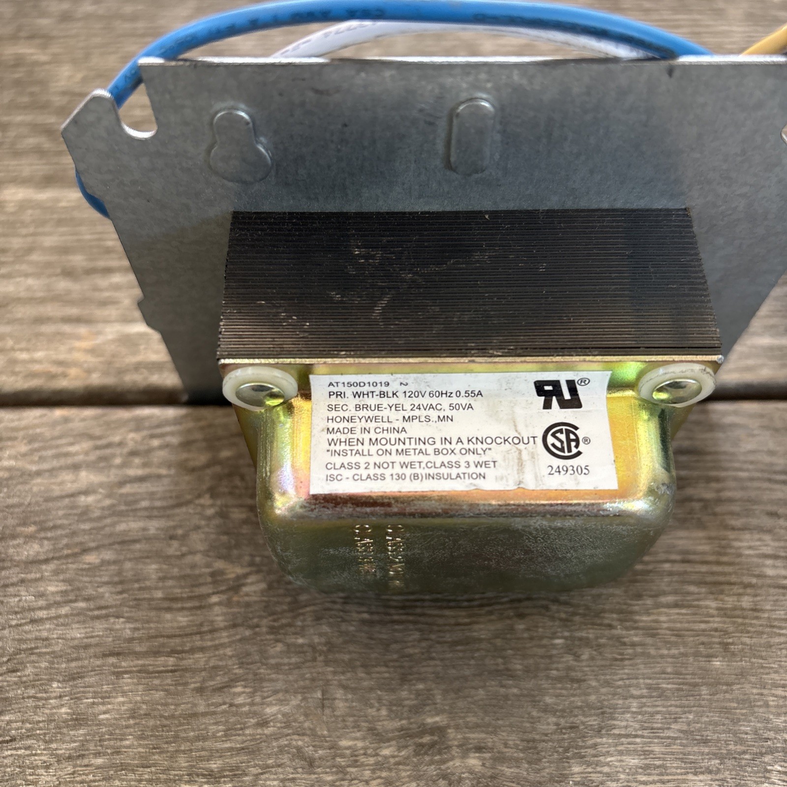 Honeywell Burnham 80160186 At150d1019 120v 60hz 0.55 A 24 Vac 50va