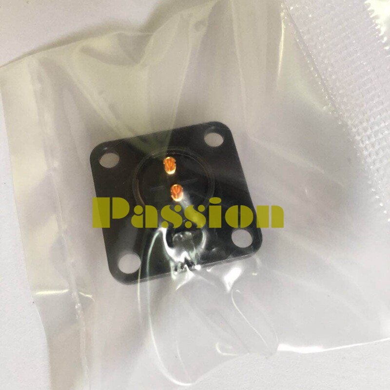 1PC NEW FOR CM10-R2P-D (D7) Connector plug socket