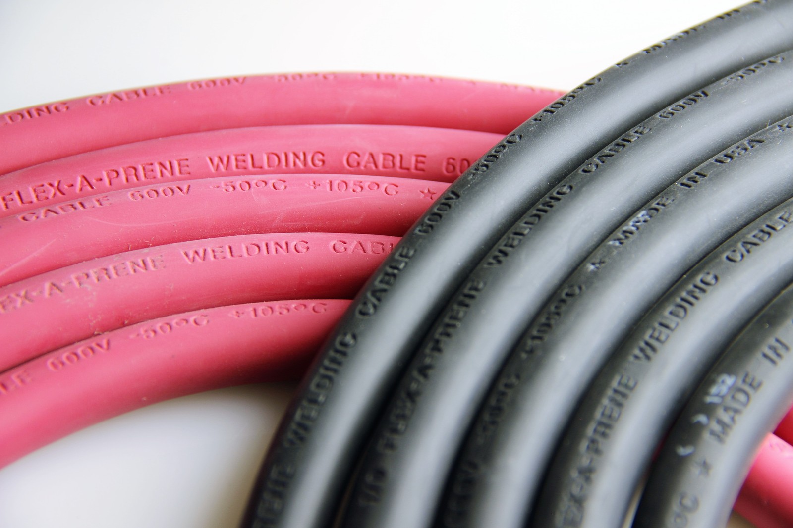 Car Battery/Welding Cable, 1/0 Gauge, 5 Feet Red/5 Feet Black and 5 Copper Lugs