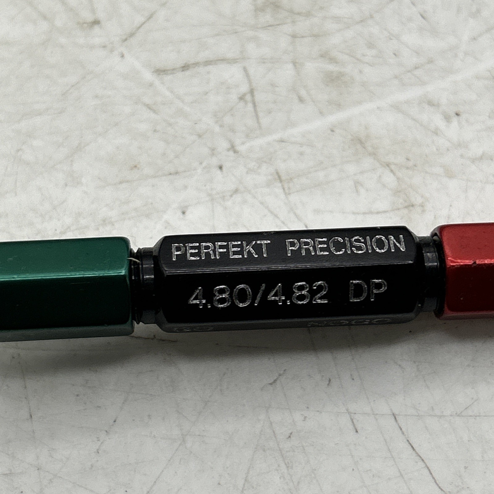 Set Of 2 PERFEKT PRECISION 2.96/2.98 & 4.80/4.82 CYLINDRICAL GAUGE PLUG