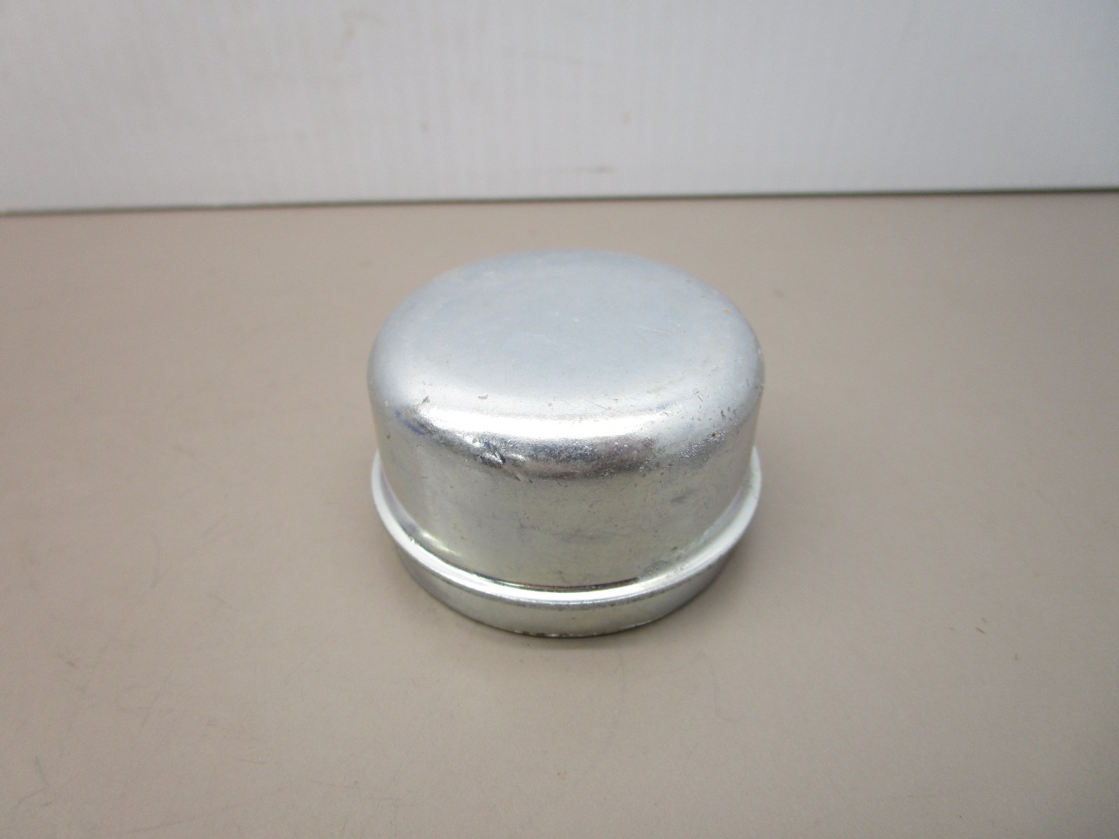 OEM EZ-GO 4824097 Front Wheel Hub Grease Cap 2″ for TXT Golf Cart