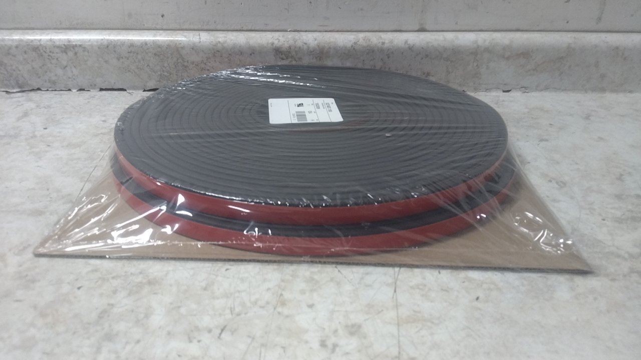 Trim Lok Inc X274BT-100 3/4 In Overall W 1/2 In Overall H 100 Ft Overall L Seal