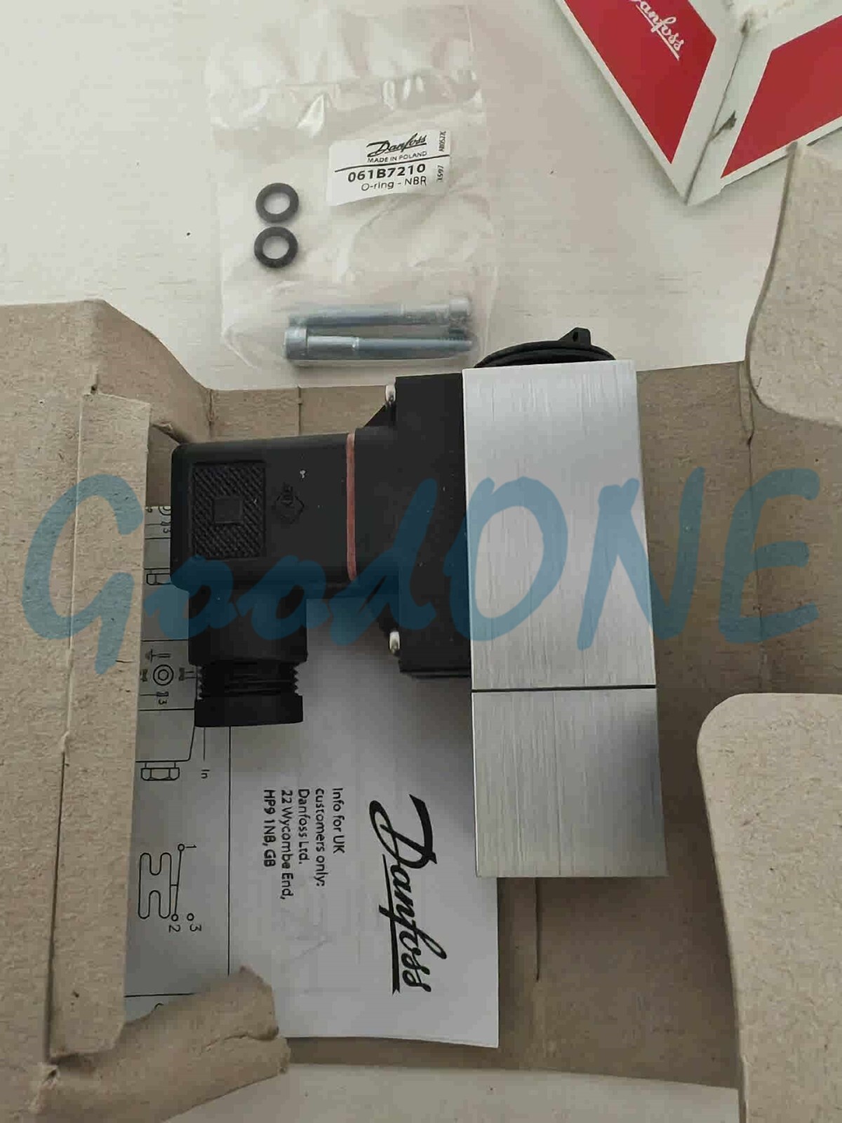 1PC New 1PC Danfoss MBC 5000 061B201266 Pressure Switch