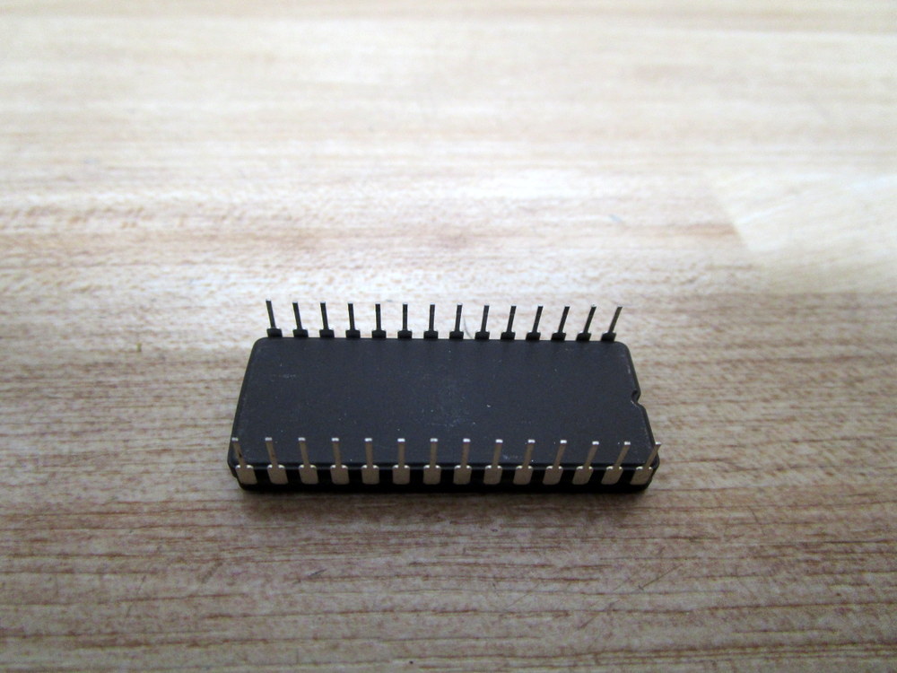 AMD 51120469-102 Integrated Circuit 51120469102