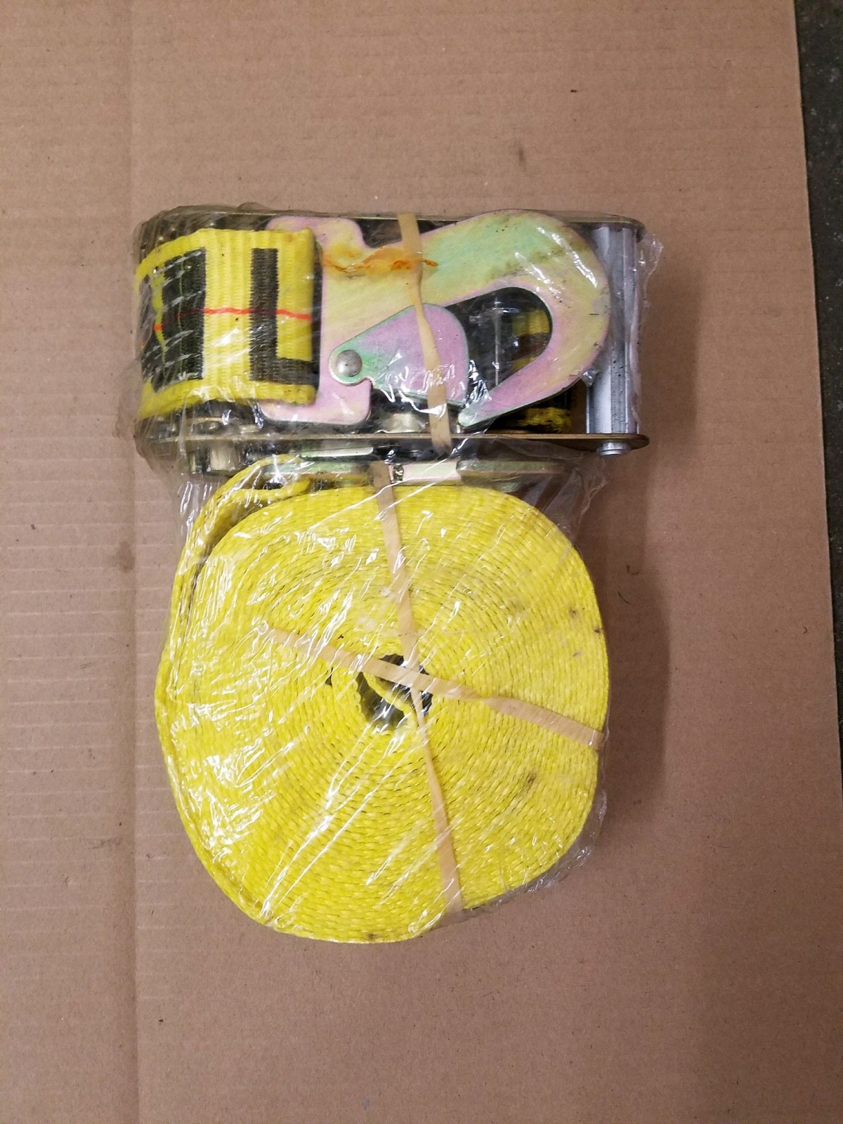 New Lift-All Polyester 2″X27′ Yellow Tie Down Assembly Snap Hooks 1600 lb 60505