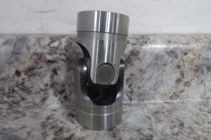 Belden UJ-HD2000x25 25mm Bore Diameter 1000 Max RPM Alloy Steel Universal Joint