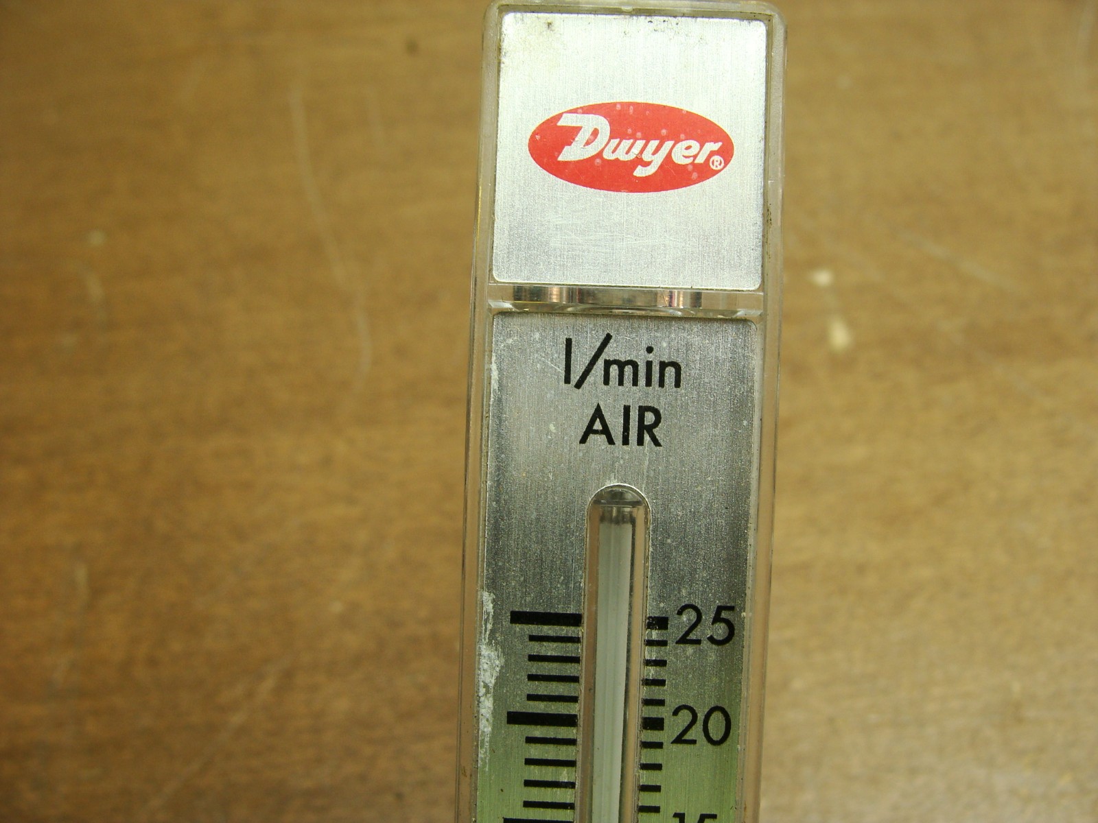 DWYER VARIABLE AREA FLOWMETER RMA-22-SSV-VIT 2 – 25 LPM AIR SST METERING VALVE