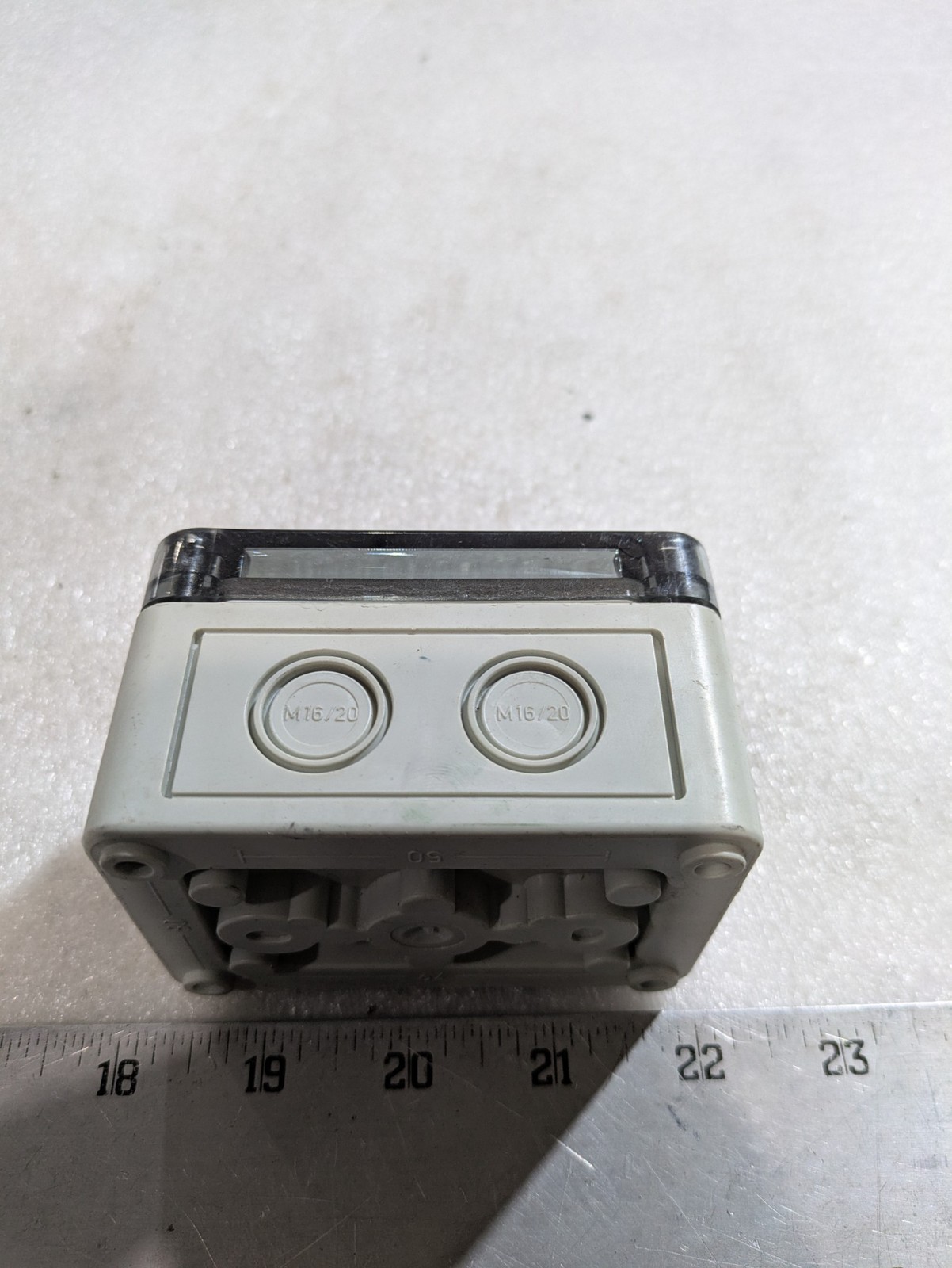 GE Multibox M16/20 Multipurpose Enclosure Box Metric Knock-Out Industrial
