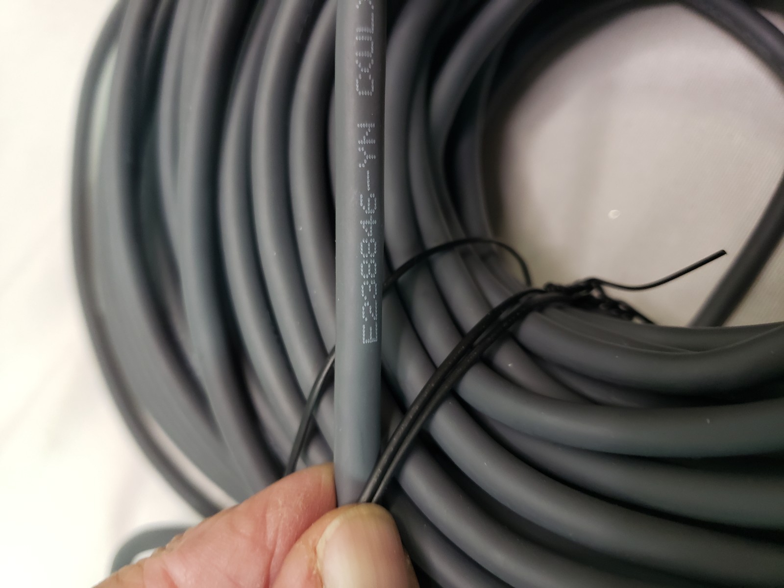 E238846-YN C(UL)US CMX OUTDOOR-CMR 75 Deg. C FTP 4PR 26AWG -Gen 3 Ethernet Cable