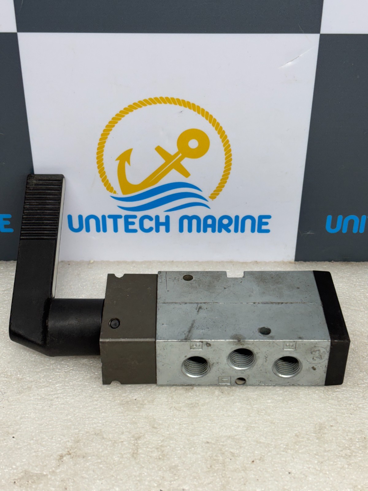 Aventics Pneumatic 5 by 2 Directional valve 5634650100 – 563 465 010 0