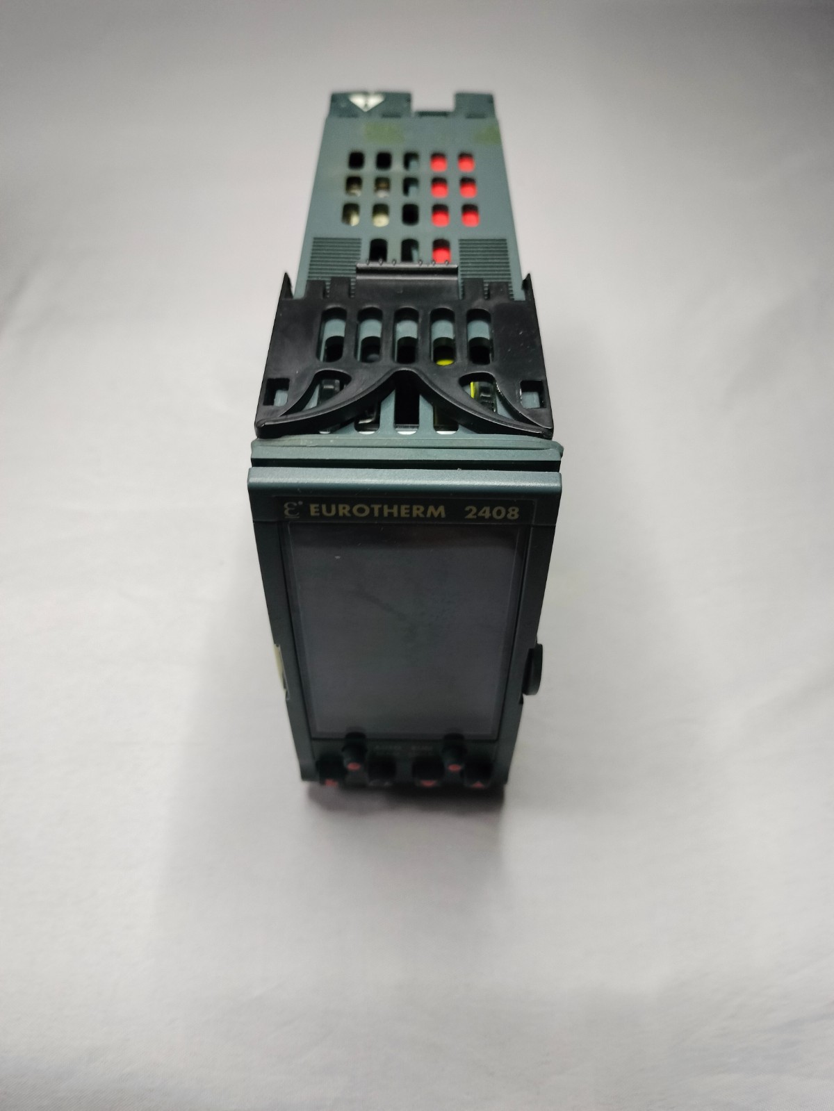 Eurotherm 2408/CG/VH/LH/RC/XX/RF/YM/XX/ENG/XXXXX/XXXXXX Controller