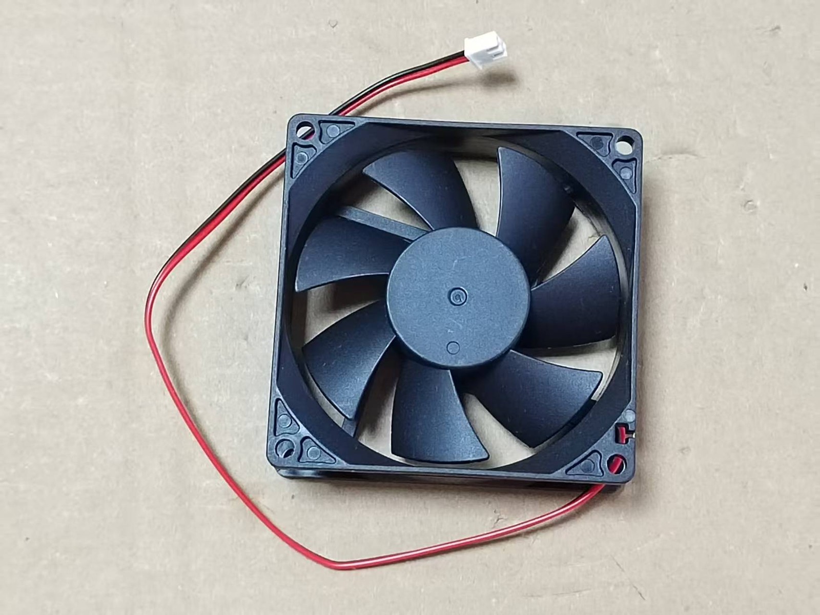 1PC Axial fiow 8025 8CM 24V cooling fan YTD248025S000