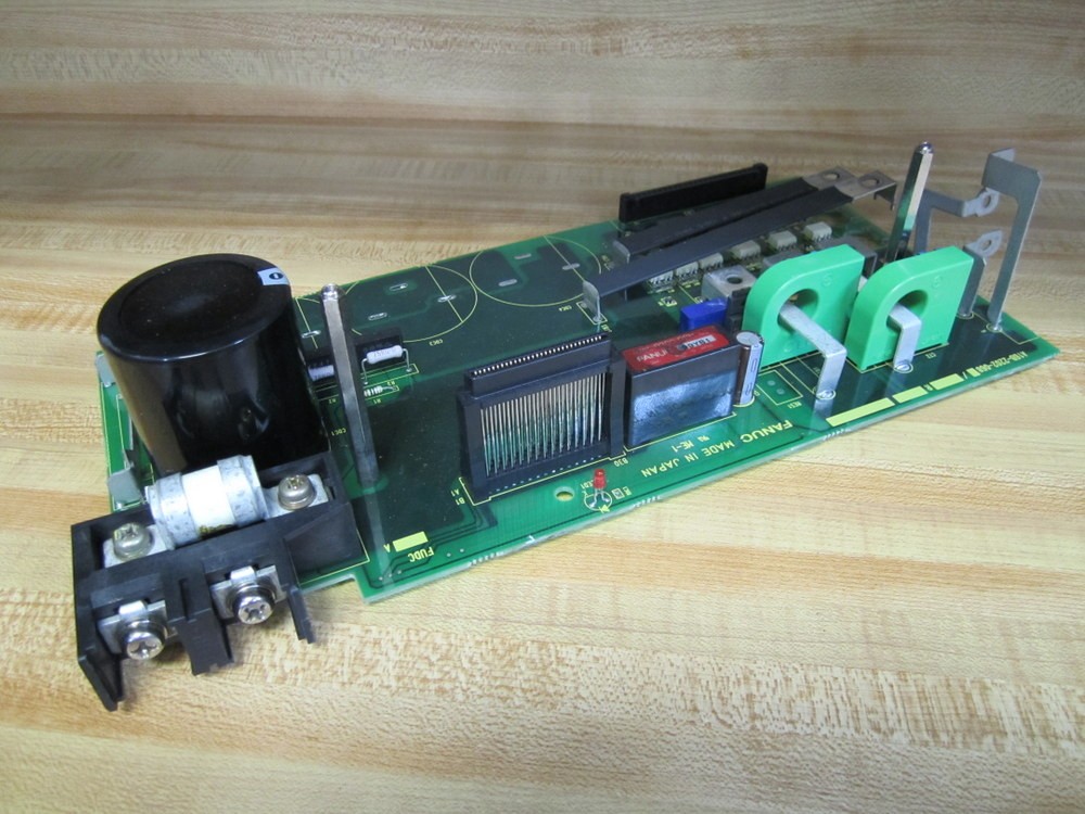 Fanuc A16B-2202-068 Board Missing Fan & 3 Capacitors