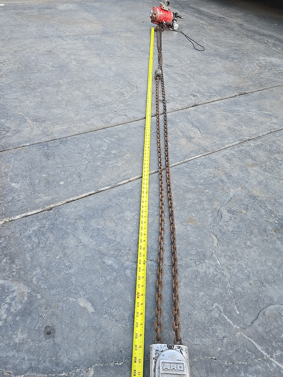 ARO Pnuematic Air Chain Hoist 1 Ton Model 7776DT Read Please