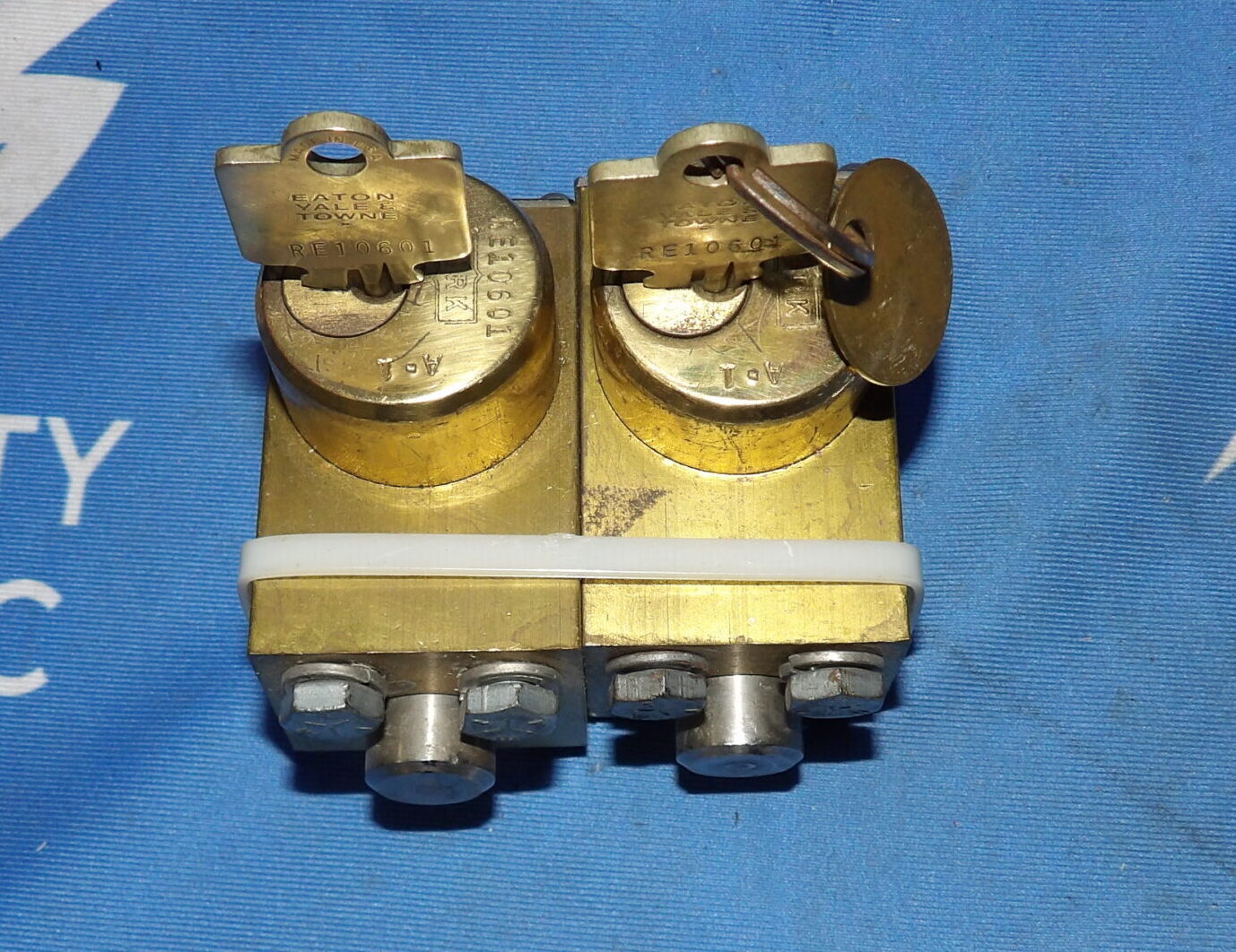 Lot of 2 I-T-E 485-64899 Kirk Interlock + 1 Year Warranty
