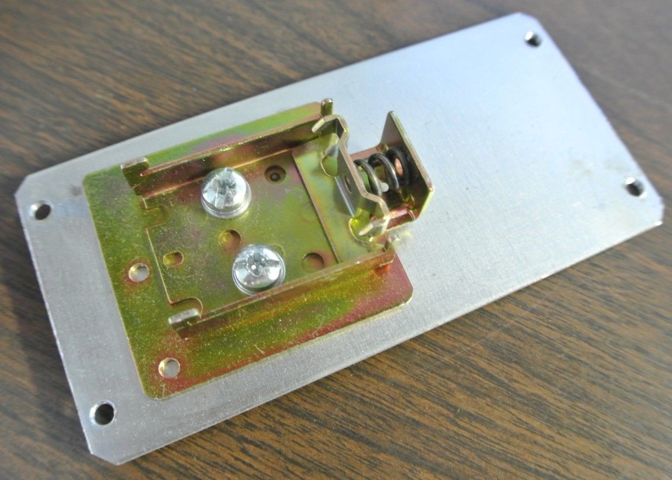 WESTINGHOUSE 1A96677G01 / WDIN SIZE 1/2 ADAPTER KIT 35mm DIN RAIL – NEW SURPLUS