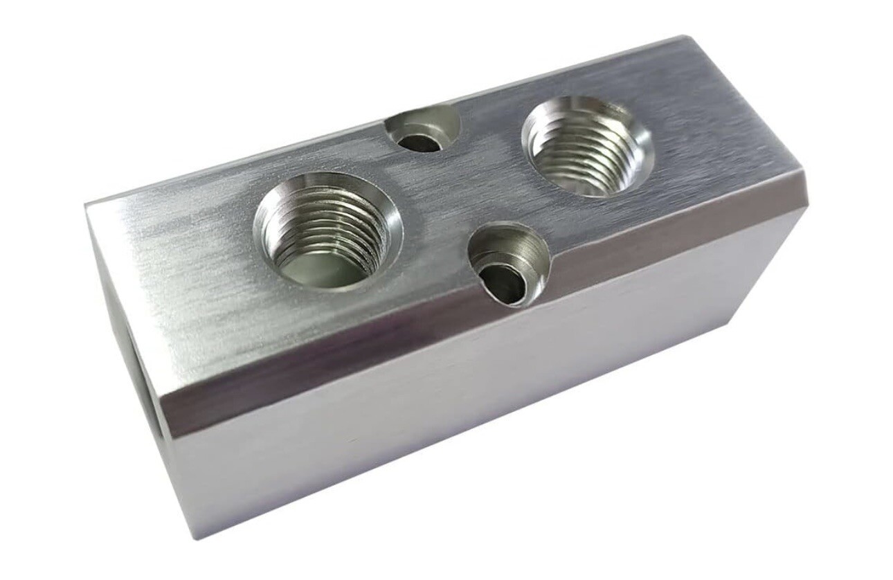 Quality 2 Way 4 Port Air Manifold 1/2″ NPT Supply Port 1/4″ NPT Outport with Mou