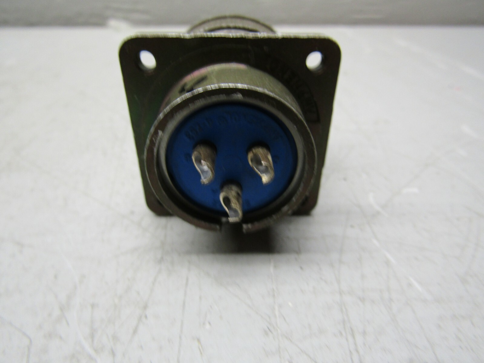 Amphenol 97305716 Plug 3 Pin Male and Female Ends