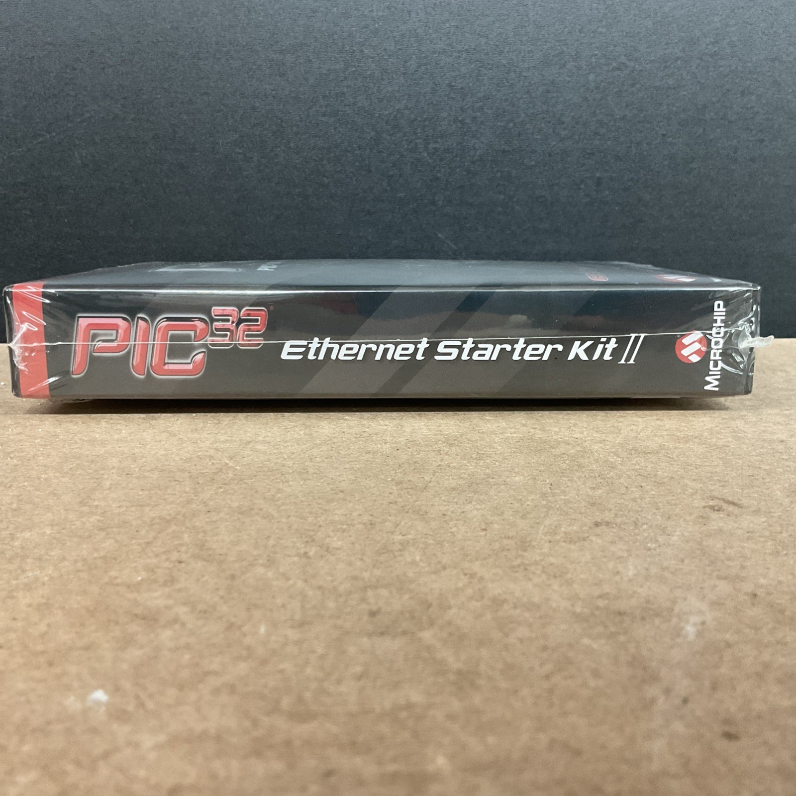 Microchip Ethernet Starter Kit II for PIC32 MCU’s DM320004-2