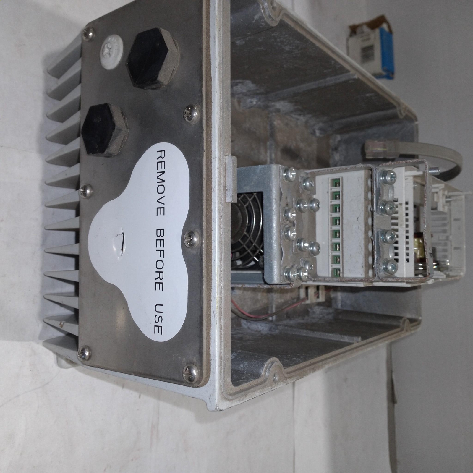 ABB ACS355-03U-05A6-4+B063 IP66/67/UL 4X TYPE 2.2KW 380-480V 48-63HZ
