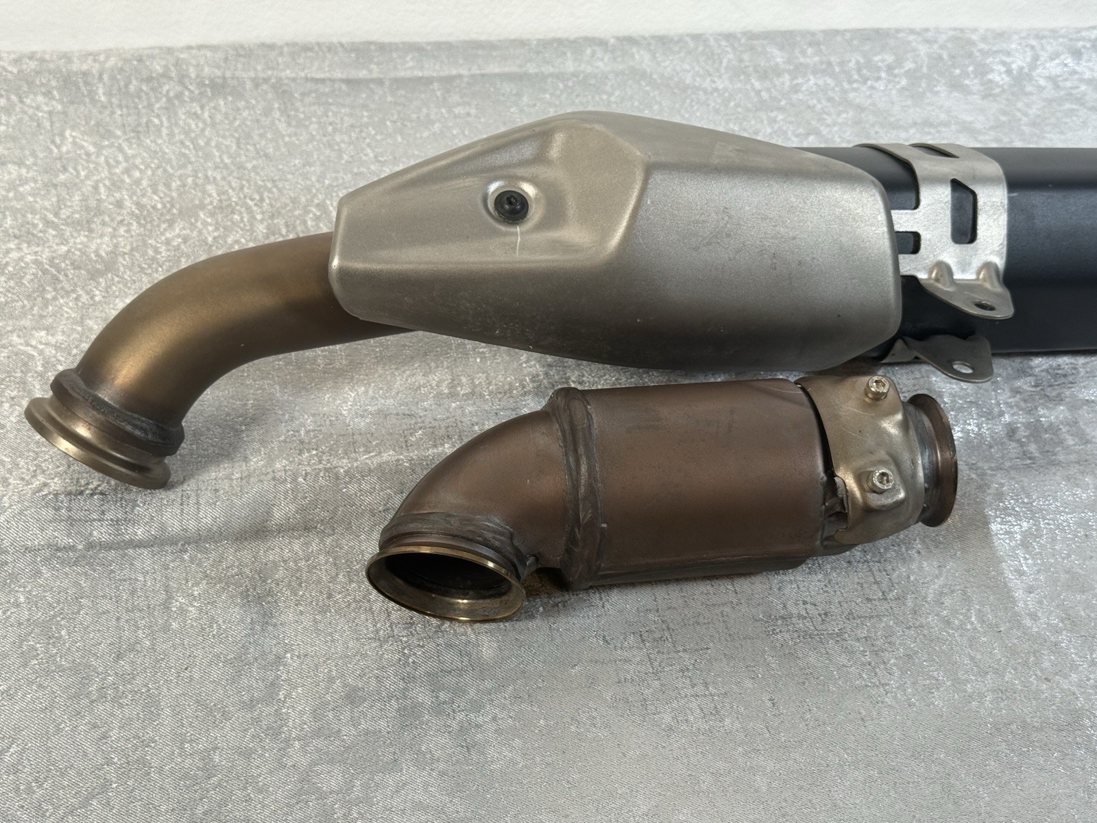 KTM MOTORCYCLE EXHAUST SYSTEM KTMIS003 938.05.083.000 & Catalytic Converter OEM