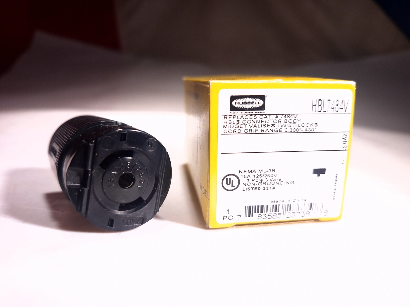 HUBBELL HBL7484V MIDGET TWIST-LOCK CONNECTOR BODY 3P 3W 15A 125/250V ML-3R